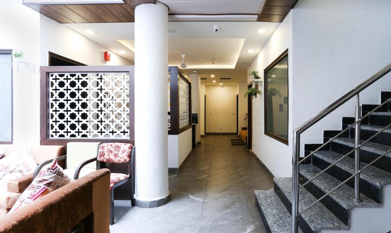 Hotel Seven- Center Of City Chandīgarh Exterior foto