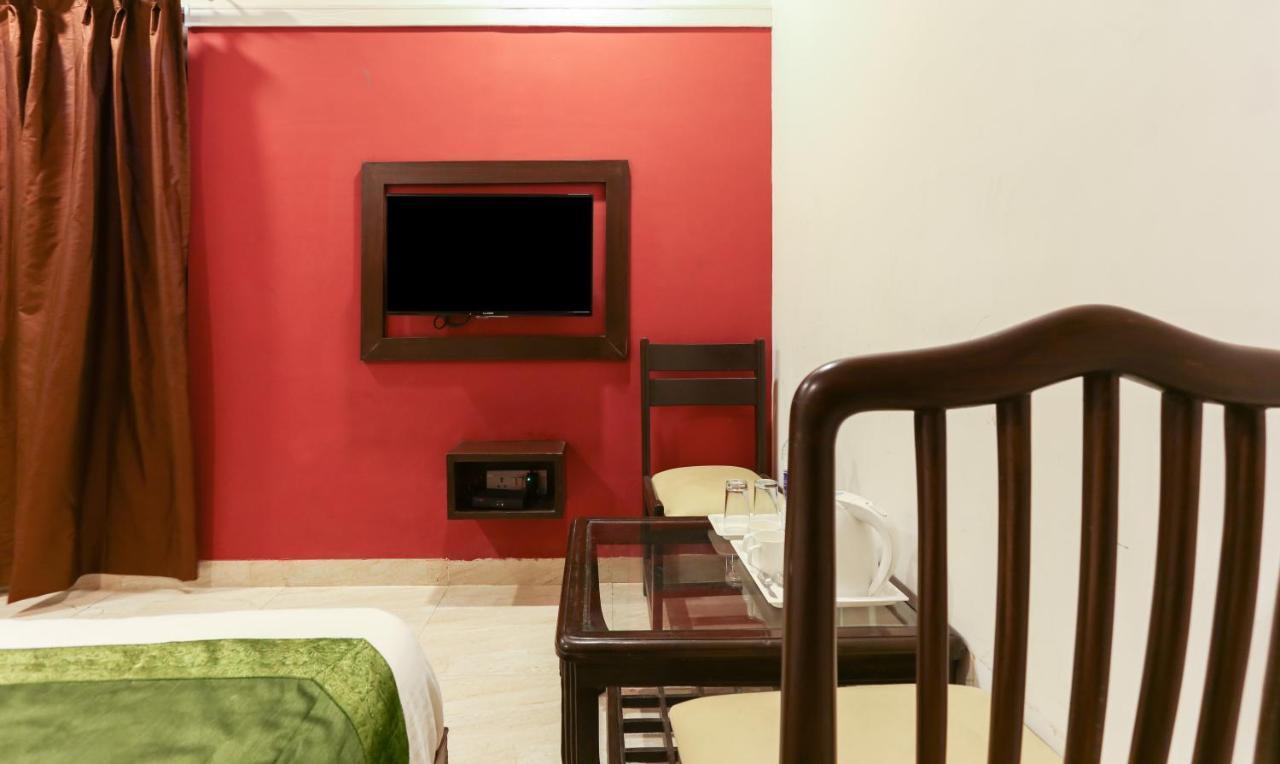 Hotel Seven- Center Of City Chandīgarh Exterior foto