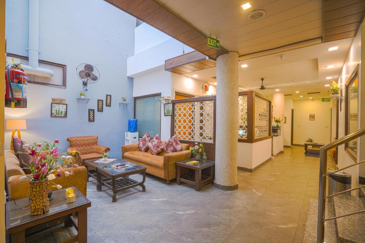 Hotel Seven- Center Of City Chandīgarh Exterior foto