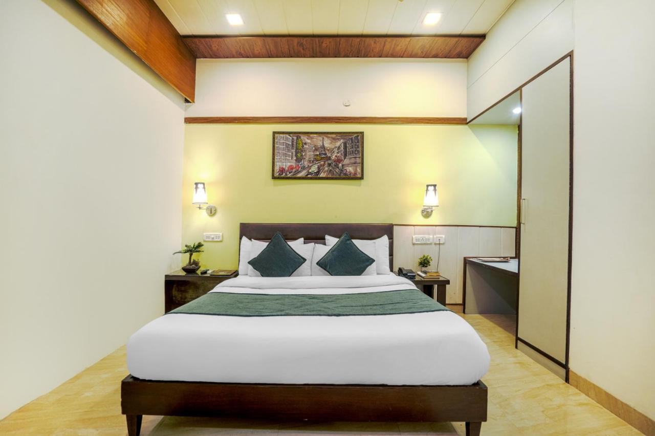 Hotel Seven- Center Of City Chandīgarh Exterior foto